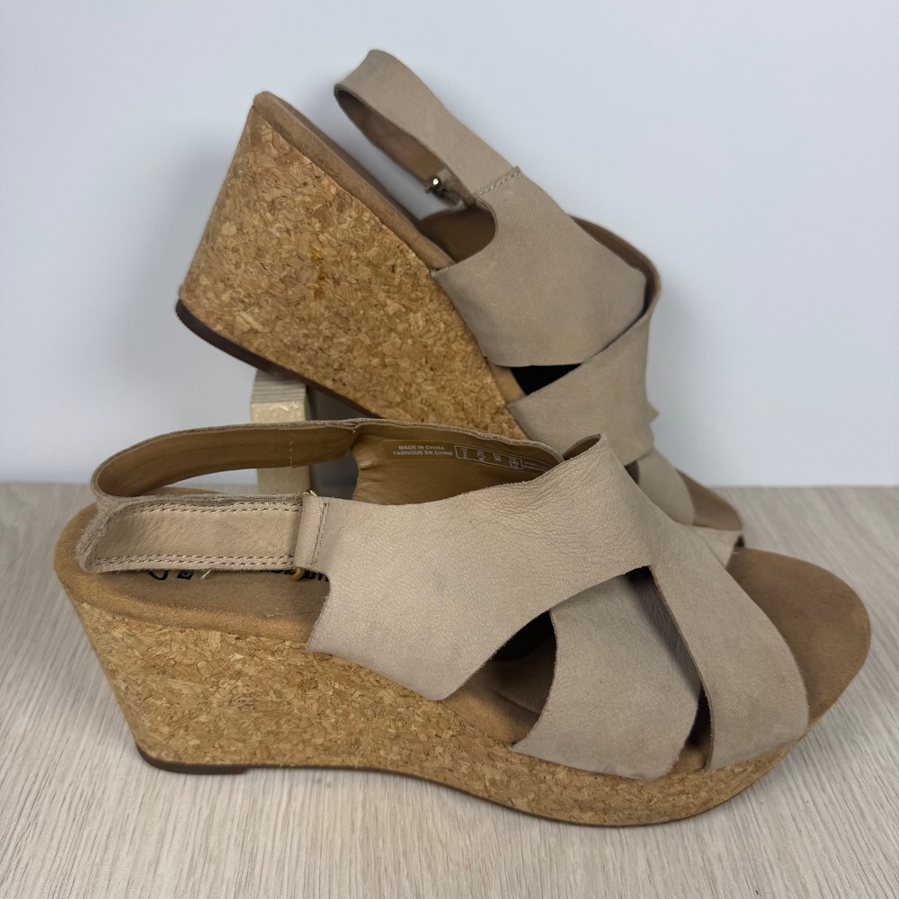 Clarks‎ Collection Cushion Soft Tan Nubuck Cork Wedge Sandals Womens 7.5 M
